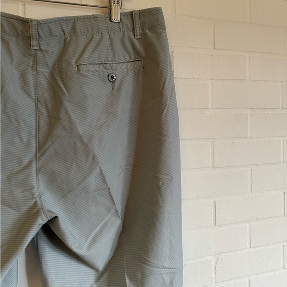 NWT Pebble Beach Men’s Golf Shorts - Picture 3 of 3